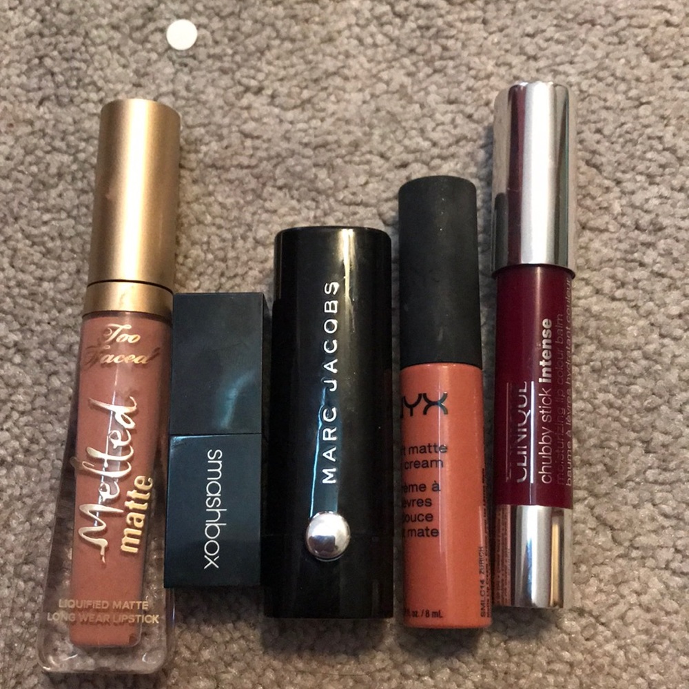 Lipstick bundle!